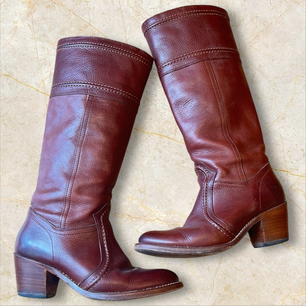 Frye Vintage 90s Chestnut Leather Heeled Boots size 8B